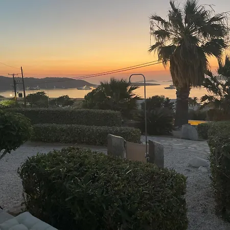 Playera G Sea View Casa de Férias Naousa