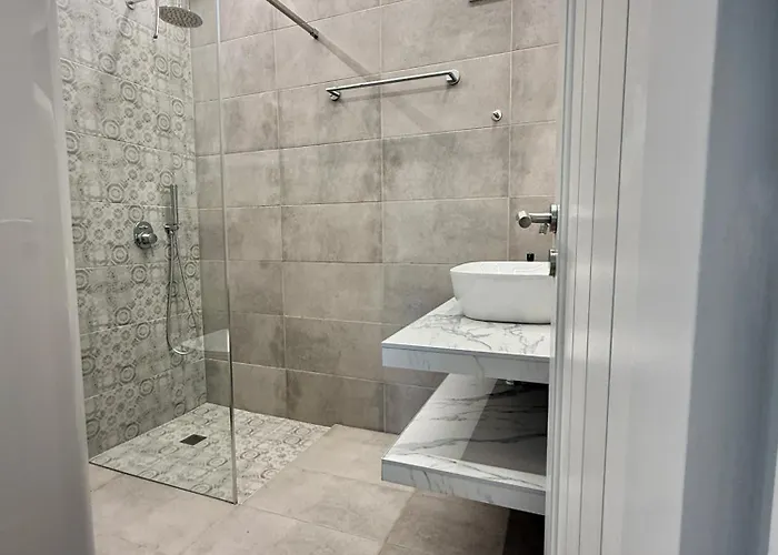 Playera G Sea View 度假居 *